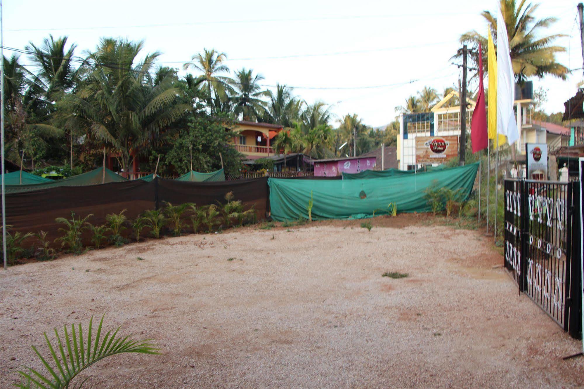 Neptune Point Premium Cottages Palolem Exterior foto